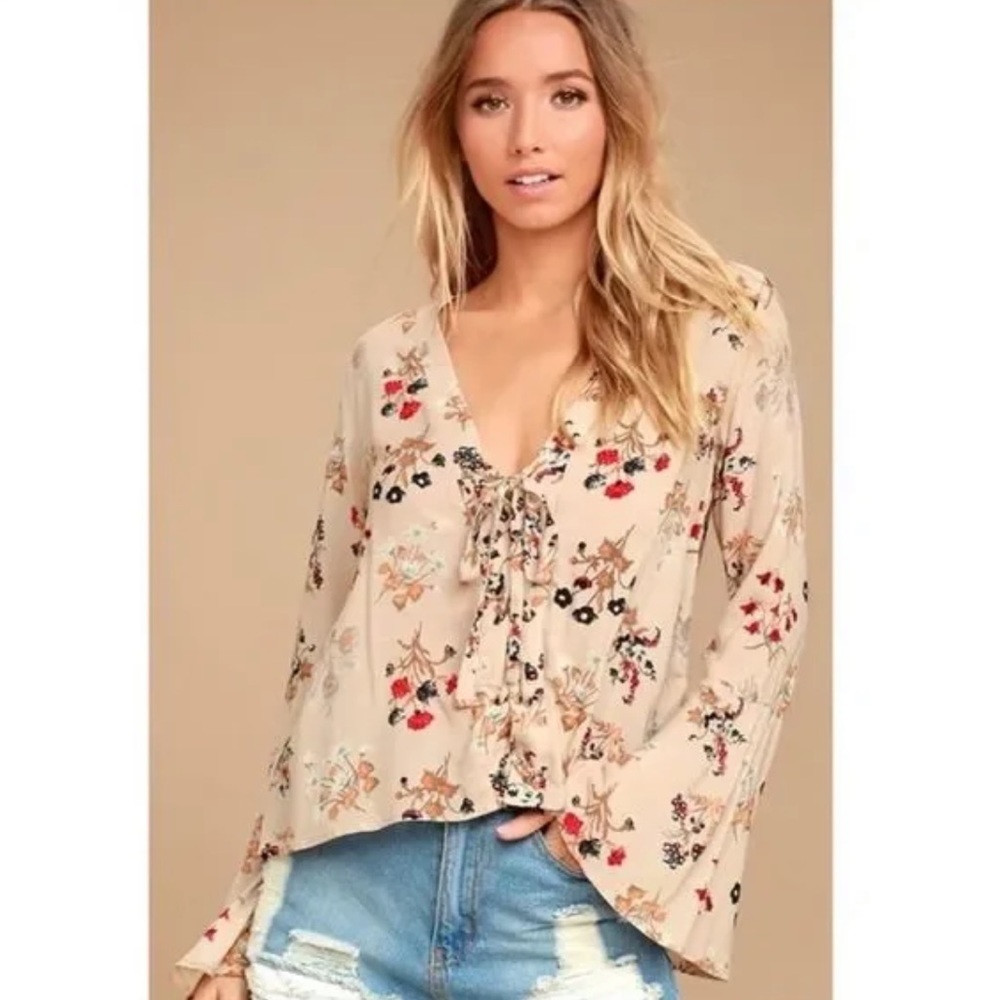 Sweet Alyssum Blush Floral Print Long Sleeve Lace-Up Top